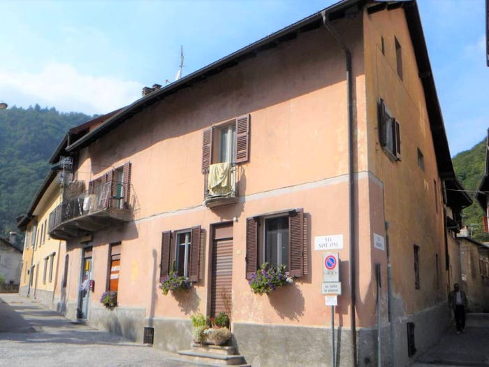 Casa con 6 locali in vendita in Traffiume Via sant'Anna, Centro, Cannobio