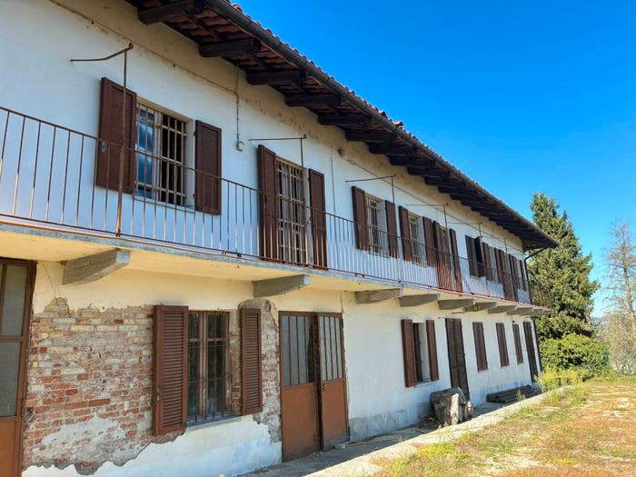 Appartamento con 6 locali in vendita in Via Carlo Cavallotto, Talloria, Roddi