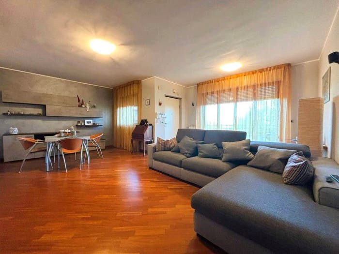 Casa con 6 locali in vendita in Via Michele Ciafardini, Colli Innamorati Madonna, Pescara