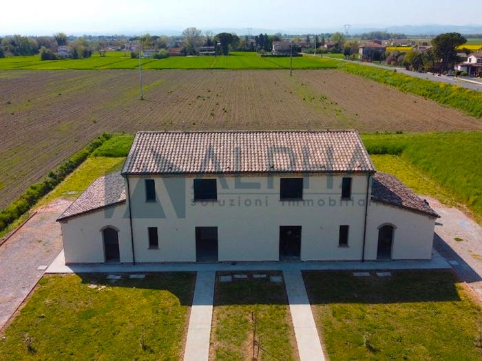 Casa trilocale in vendita in Via Dismano, San Zaccaria, Ravenna