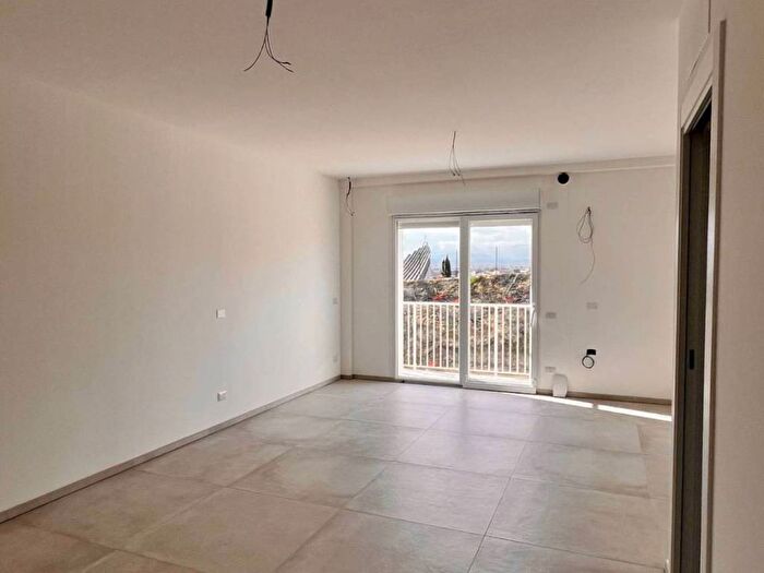 Appartamento con 6 locali in vendita in via Arturo Galletti, Campiglione, Fermo