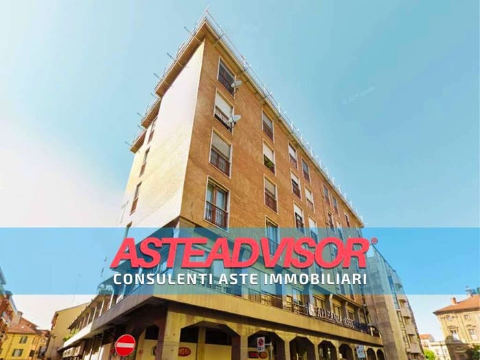 Appartamento con 6 locali in vendita in Via Camillo Cavour, Piazza della Libertà, Alessandria