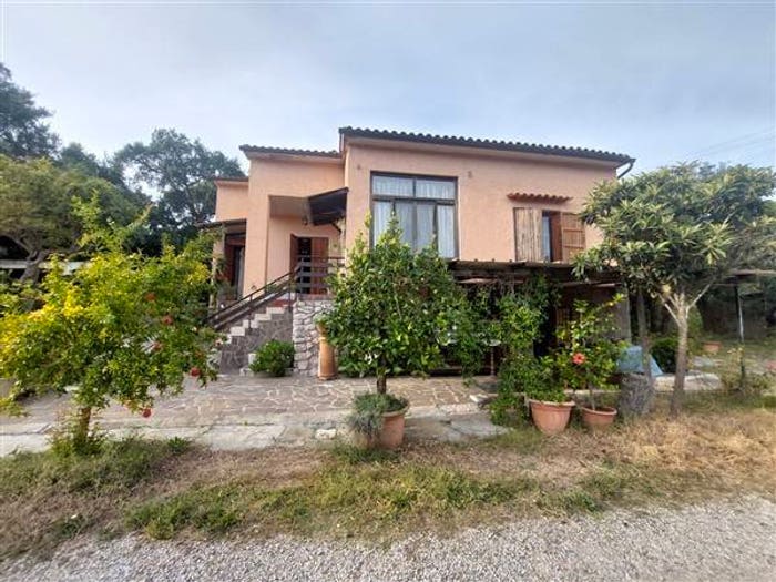 Casa con 6 locali in vendita in Località Norsi, Portoferraio