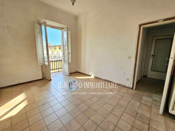 Appartamento quadrilocale in vendita in CAMPO MARTE, Campo di Marte, Firenze