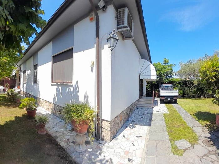 Casa con 6 locali in vendita in Via Piave, Centro, Forte dei Marmi