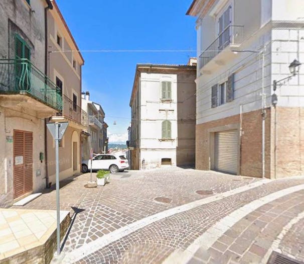 Casa con 6 locali in vendita in Via Germani, Centro, Castel Frentano