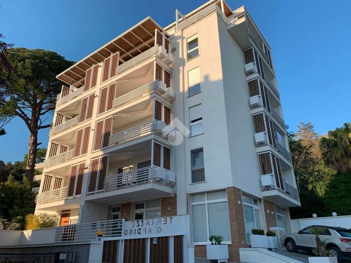 Appartamento trilocale in vendita in Via Eduardo Mele, Centurano, Caserta