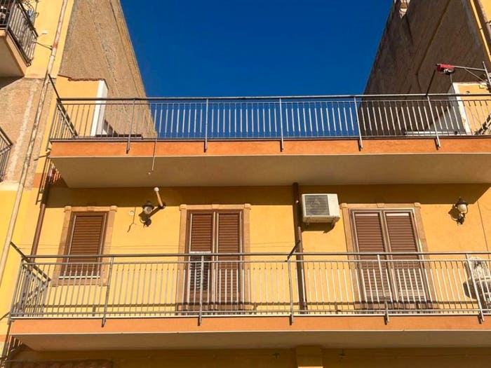Appartamento trilocale in vendita in Via Giovanni Calvino, Centro, Bagheria