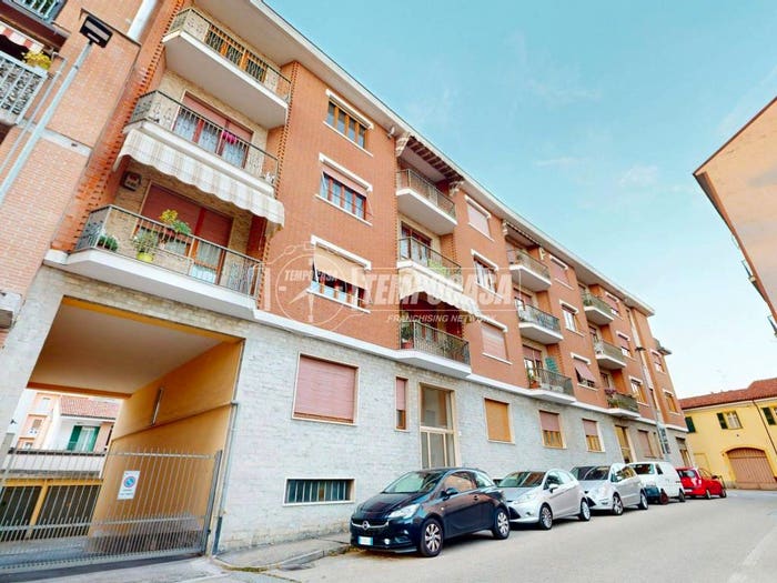 Appartamento bilocale in vendita in Via Magenta, Centro, Bra