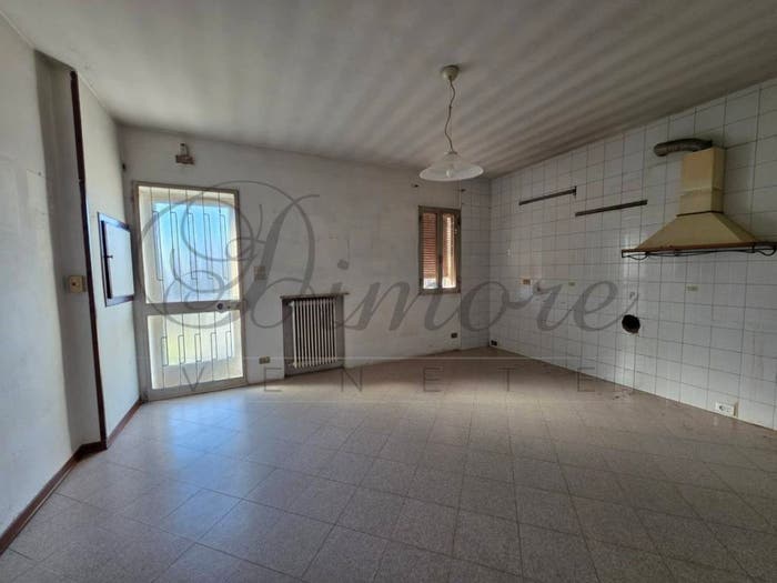 Casa con 6 locali in vendita in Centro, Dolo