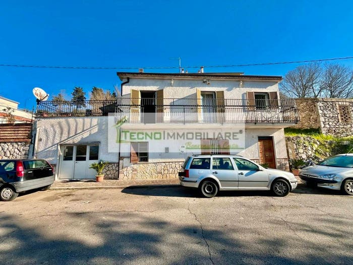 Casa in vendita in Via Braccio, Monticelli, Esperia