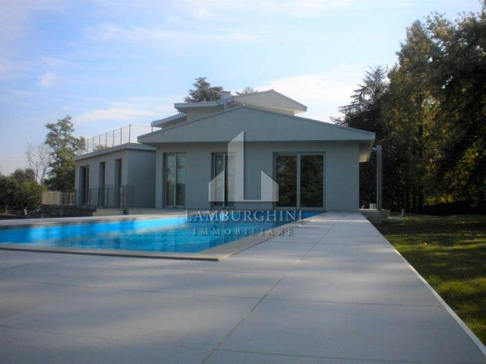 Casa con 6 locali in vendita in Via Comacchio, Comacchio, Ferrara
