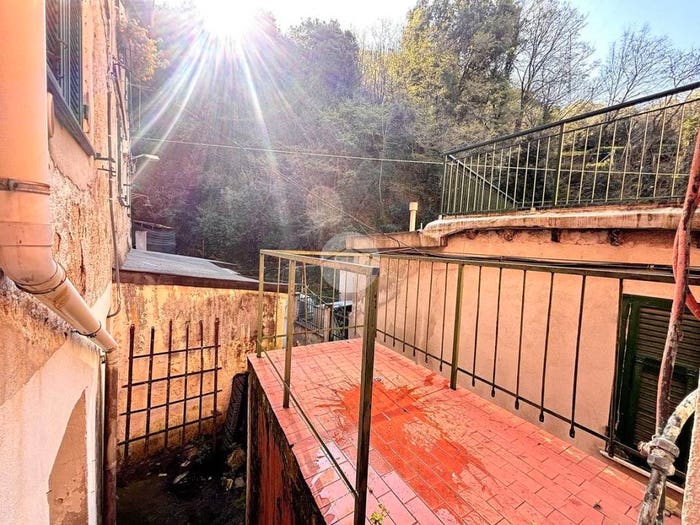 Casa bilocale in vendita in Salita Enrico Lagorio, Borgoratti, Genova