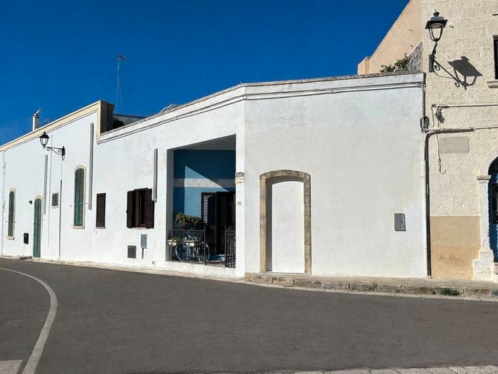 Casa quadrilocale in vendita in Piazza Francesco De Viti, Centro, Ortelle