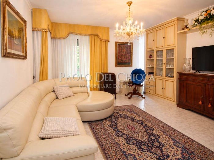 Appartamento trilocale in vendita in Via Finlandia, Scopaia, Livorno