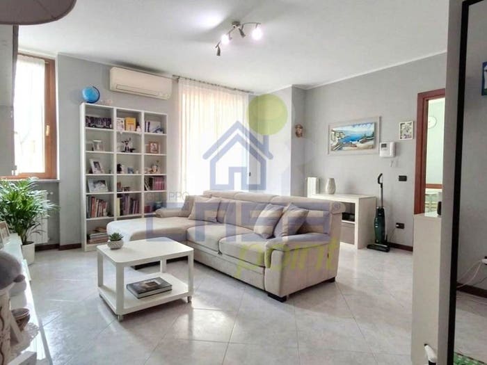 Appartamento trilocale in vendita in Via Giosuè Carducci, Centro, Codogno