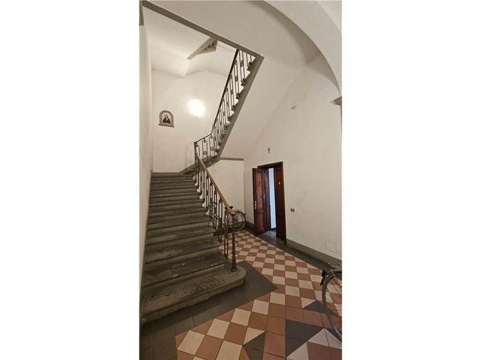 Appartamento quadrilocale in vendita in PIAZZA GUIDO GUERRA, San Rocco Lungarno, Empoli