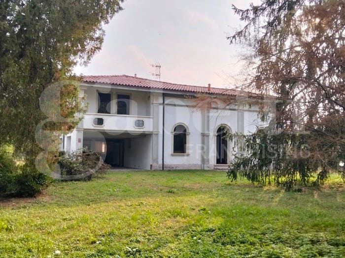 Casa con 6 locali in vendita in ARQUA' POLESINE Via Valmolin, Arquà Polesine