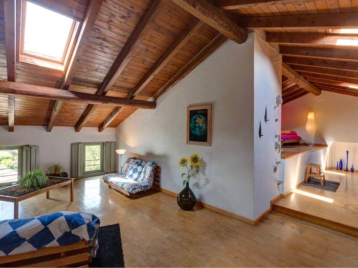 Casa con 6 locali in vendita in Carezzano Maggiore, Carezzano