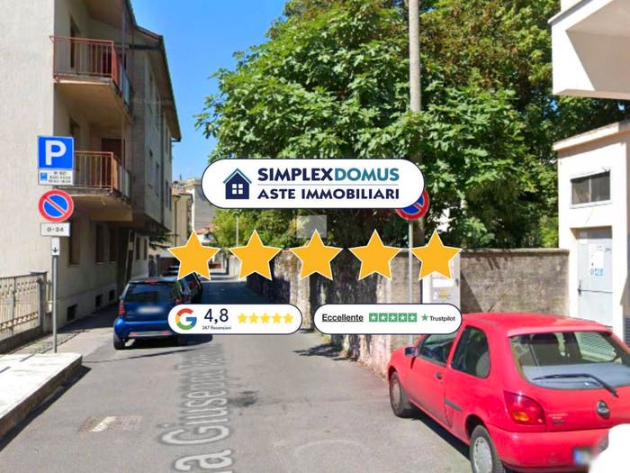 Appartamento quadrilocale in vendita in Via Giuseppe Tominz, Centro, Gorizia