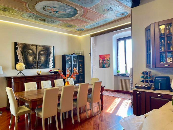 Appartamento con 5 locali in vendita in Piazza Italia, Centro, Ottobiano