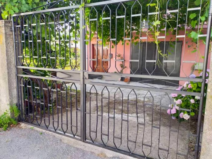 Casa con 6 locali in vendita in Largo Pignara, Centro, Cardinale