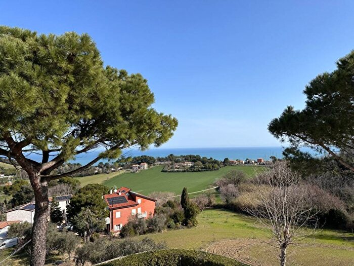 Appartamento quadrilocale in vendita in contrada montebaldino, Pietralacroce, Ancona