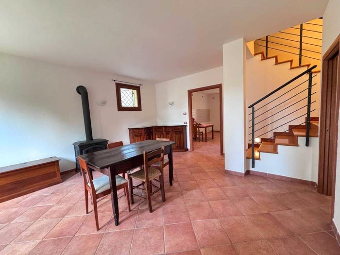 Casa con 6 locali in vendita in Calaone, Baone
