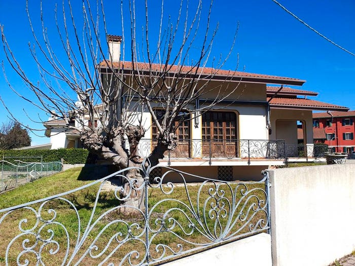 Casa con 6 locali in vendita in Strada Briana Mare, Caorle