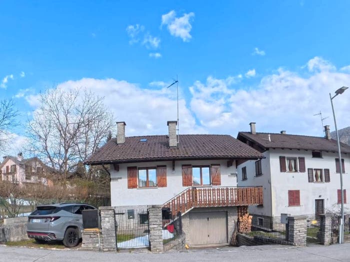 Casa con 5 locali in vendita in Via Emilio Murciano, Centro, Druogno