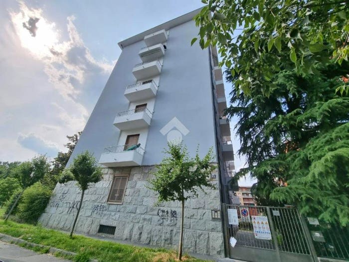 Appartamento trilocale in vendita in Via Sella Nuova, Bisceglie, Milano