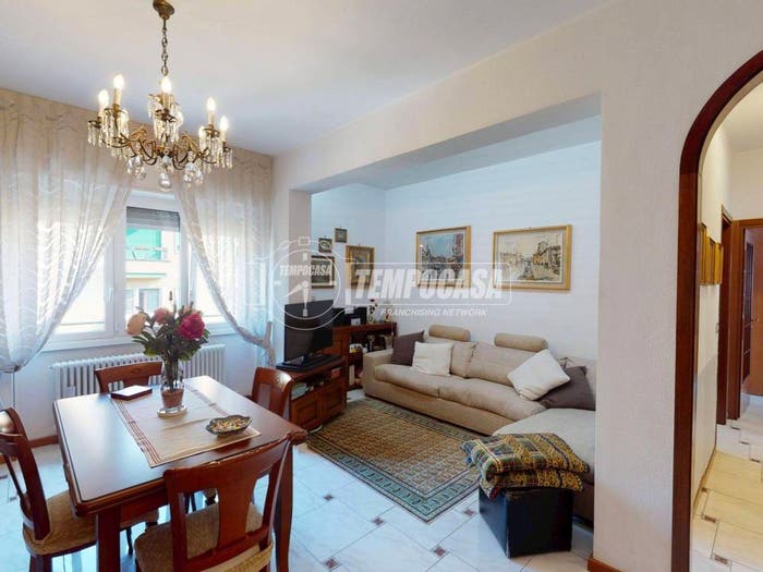 Appartamento quadrilocale in vendita in Via Ermanno Barigozzi, Quartiere Forlanini, Milano