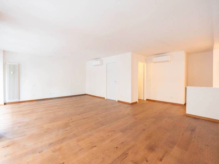 Appartamento quadrilocale in vendita in Via Augusto Majani, Centro Storico, Bologna