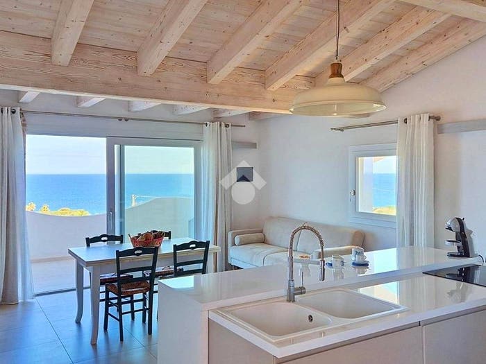 Appartamento trilocale in vendita in Località Romasinu, Castelsardo