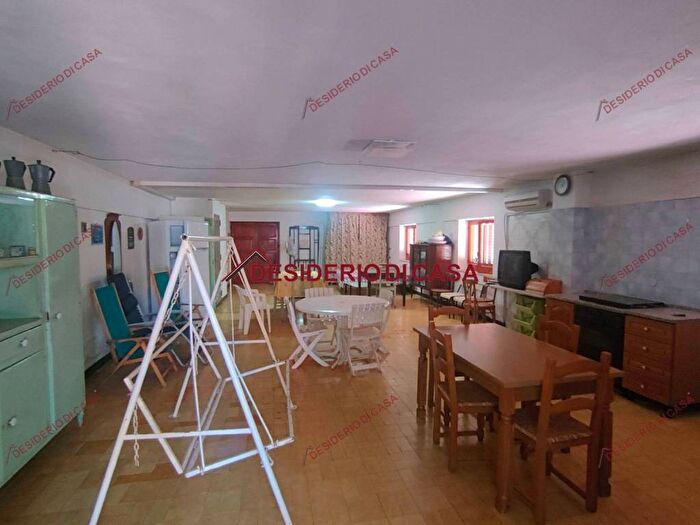 Casa con 6 locali in vendita in Via Strada Statale Est, Zona Industriale, Carini