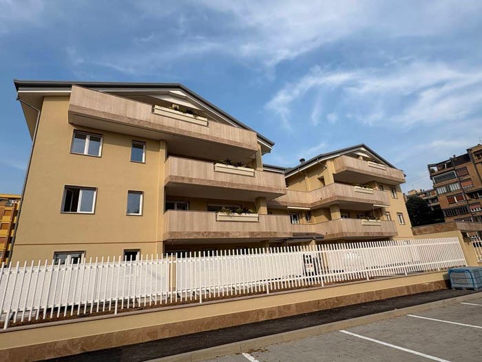 Appartamento quadrilocale in vendita in Via San Carlo Borromeo, San Carlo San Paolo, Rho