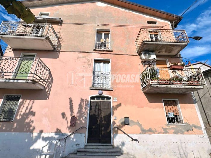 Appartamento trilocale in vendita in Via della Fabbrica, Centro, Casina