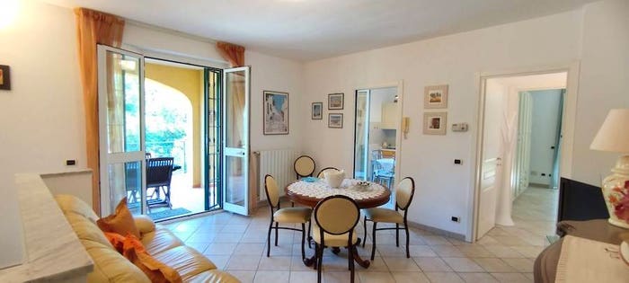 Appartamento quadrilocale in vendita in Via dei Forti di Legnino, Centro, Finale Ligure