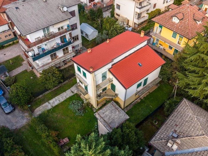 Casa con 5 locali in vendita in Via Lungo Rio, Centro, Valdagno