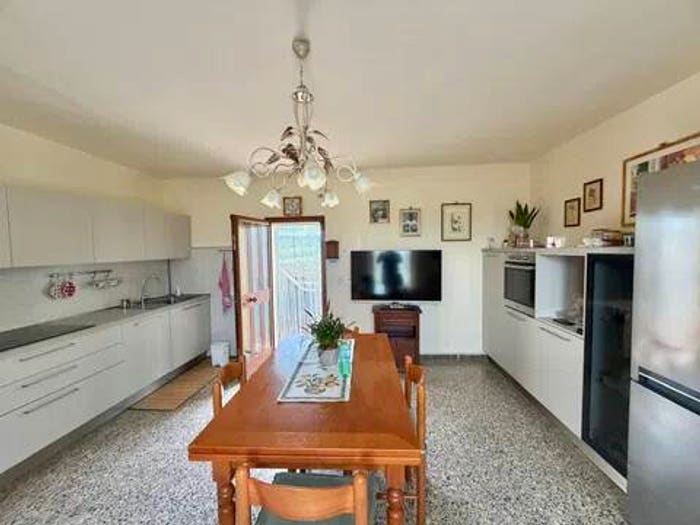 Casa con 6 locali in vendita in Viale Luigi Zanini, Centro, Castelfiorentino