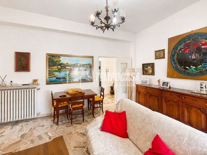 Appartamento con 5 locali in vendita in Via san giorgio, Cabiate