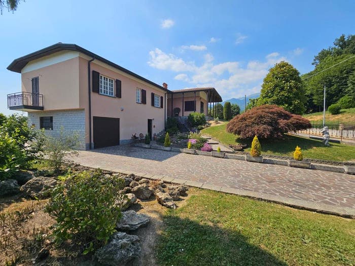 Casa con 5 locali in vendita in Gromlongo, Palazzago