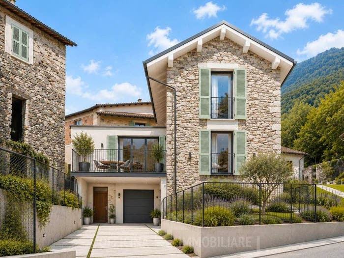 Casa con 6 locali in vendita in Via Albarelle, Vignola, Cremia