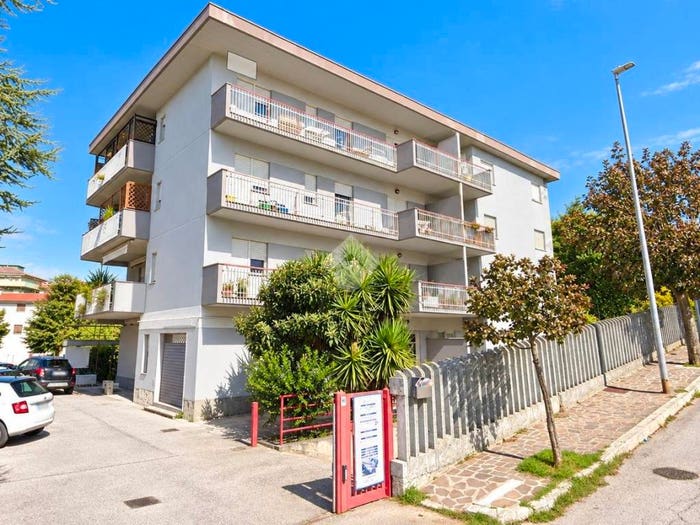 Appartamento trilocale in vendita in Via Palena, Chieti Scalo, Chieti