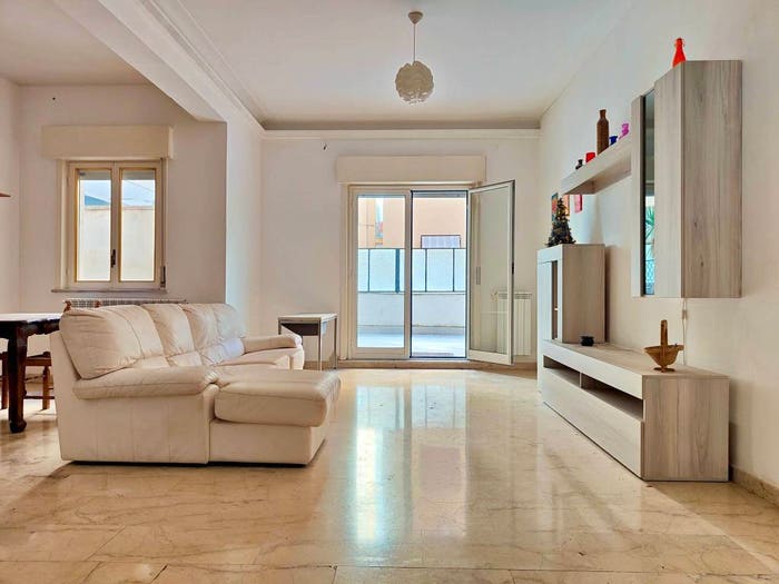 Appartamento con 5 locali in vendita in Via del Bersagliere, Libertà Villabianca, Palermo