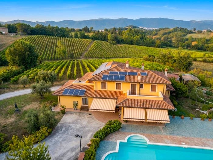 Casa con 6 locali in vendita in Via San Ritinto, Alvito