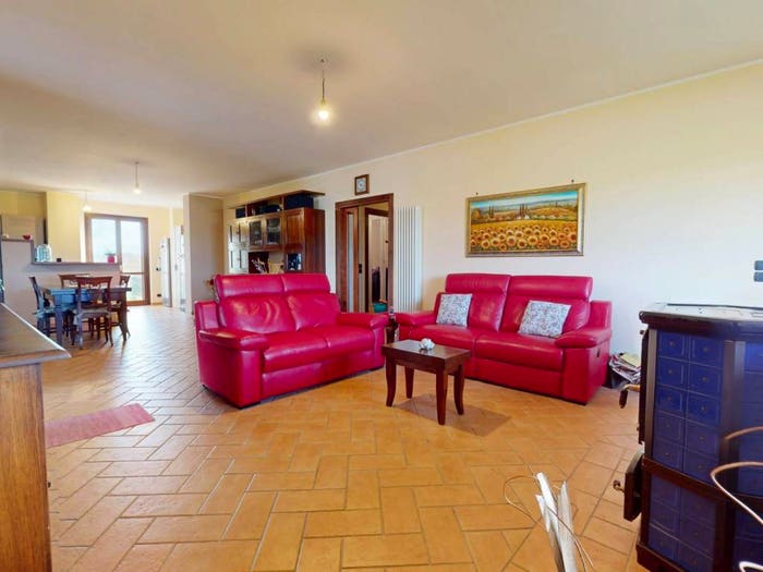 Casa con 6 locali in vendita in Vocabolo Macchie, Marsciano