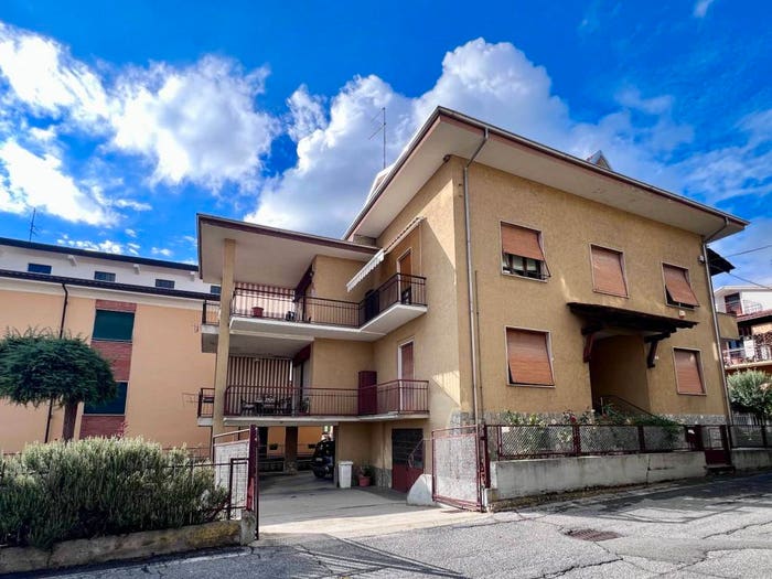 Appartamento con 5 locali in vendita in Via Milano, Centro, Canale