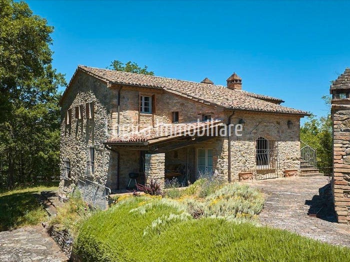 Casa con 6 locali in vendita in SP, Montone