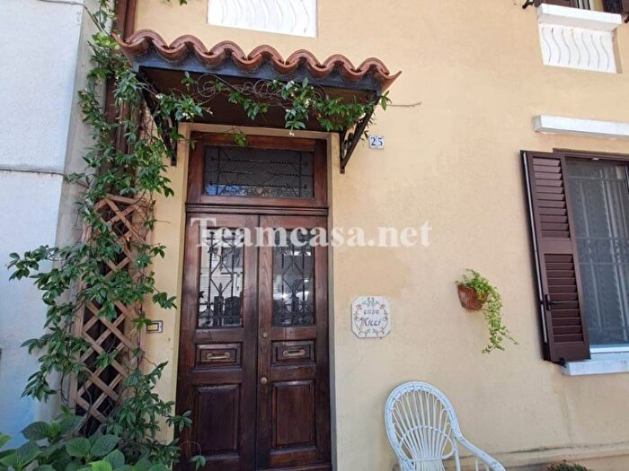 Casa con 6 locali in vendita in Montegranaro Loreto, Pesaro